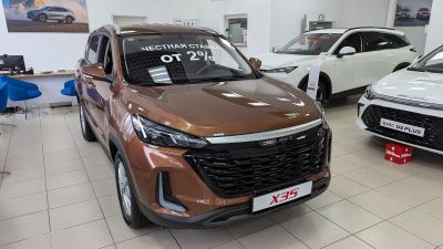 Baic X35 1.5 CVT превью 2
