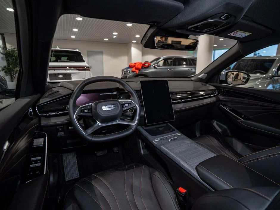 Geely Preface Luxury 2.0 РКПП, 2024 фото 5