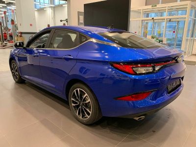 JAC J7 Luxury 1.5 CVT превью 2