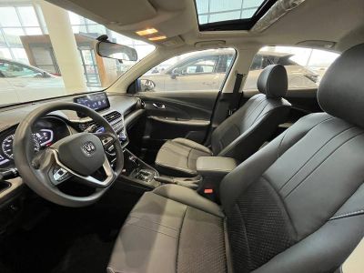 Changan Alsvin DLX 1.5 АМТ превью 7
